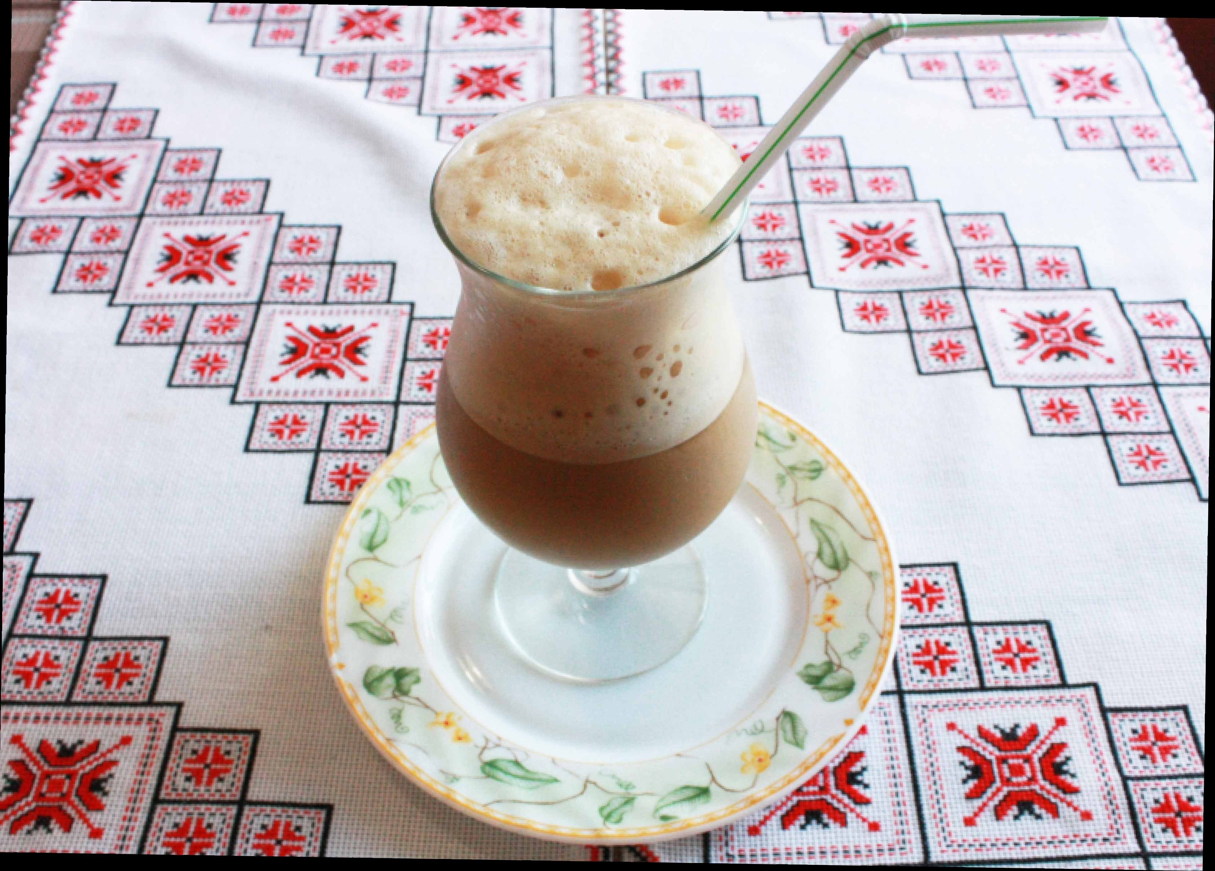 Фраппе Frappe холодный кофе Как приготовить кофе Фраппе в домашних условиях Кава Фрапе Грецьке Фрапе 