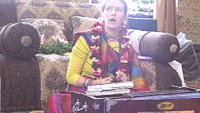 Видеоклип М.Чайтанья Ранджани.Джая Радха Мадхава