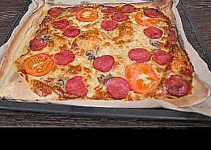 Пытайтесь повторить это дома: огромный кусок пиццы 