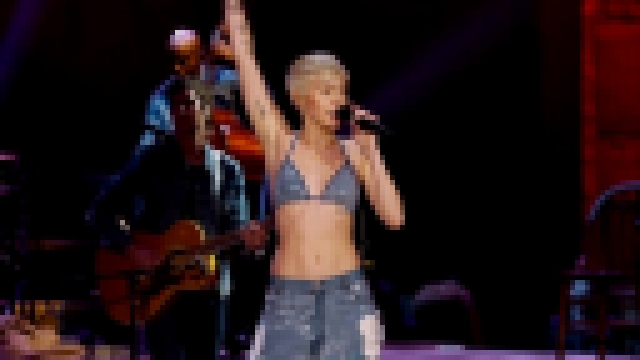 Видеоклип Miley Cyrus - Why'd You Only Call Me When You're High - Bonus Track [MTV Unplugged - Live]