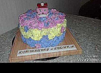 Торт для девочки 4 года. торт с машинкой Робокар Эмбер 
