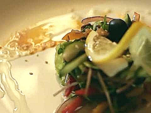 КУШАТЬ ПОДАНО 05 04 2014 в Гранд Кафе! Готовим салат Морской коктейль 