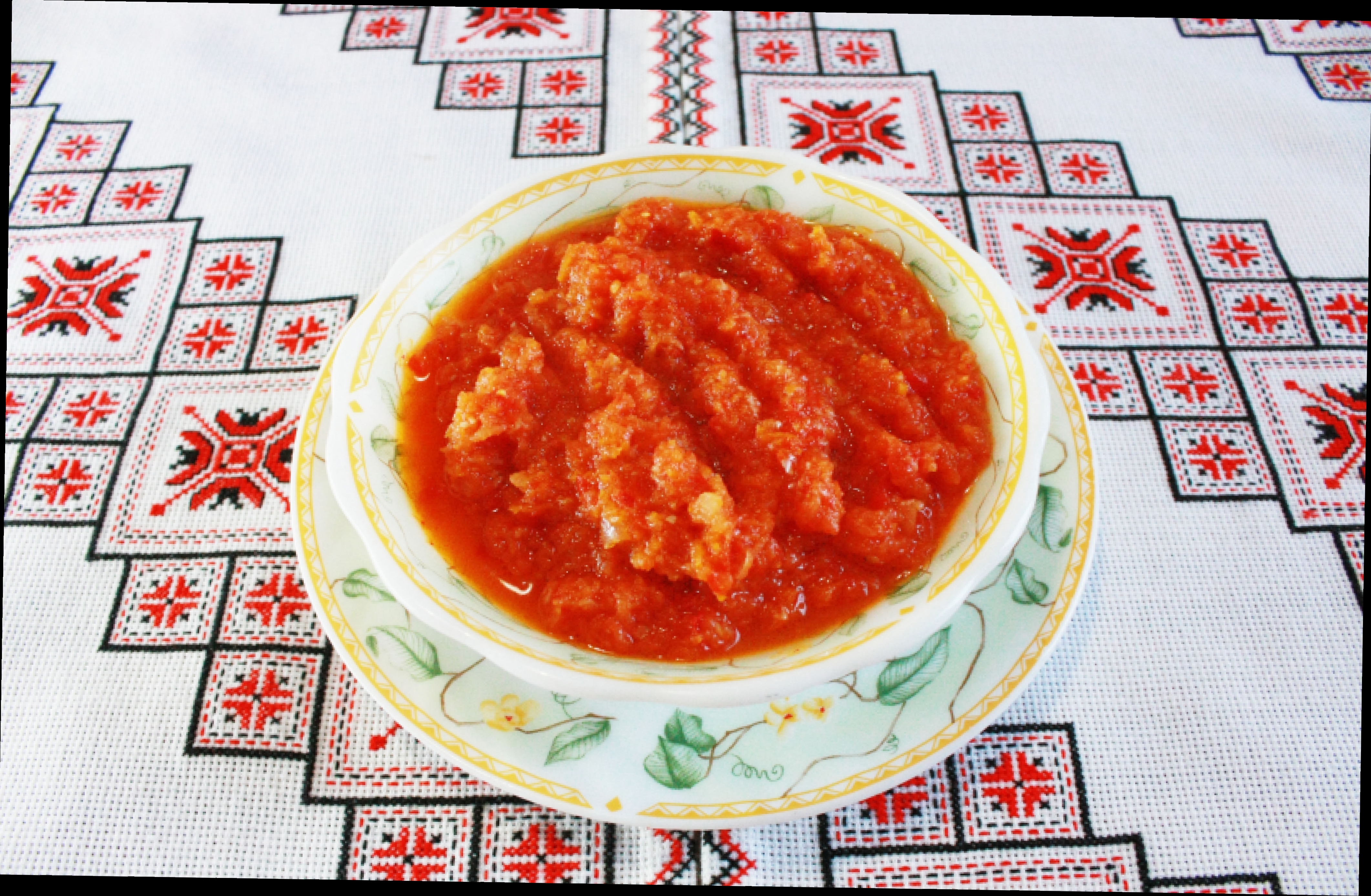 Аджика рецепт из помидор Как приготовить аджику на зиму Рецепт аджики в домашних условиях 