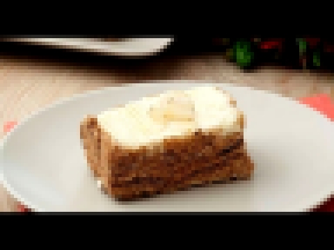 Бисквитное пирожное с белковым кремом 