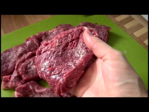 Как жарить стейк медальон из говядины ростбиф / How to cook roast beef steak medallion 