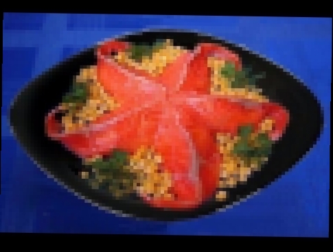Салат Морская звезда. Слоеный салат с красной рыбой. Вкусные слоеные салаты. 