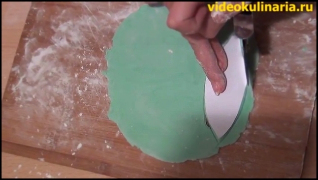 Видеоклип Как сделать листочки из мастики